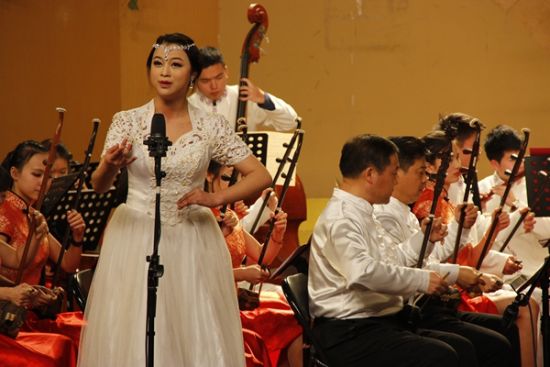 越剧音乐合奏《百花公主》选段。