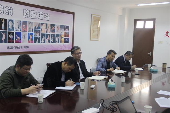 微信图片_20201109165509.jpg 微信图片_20201109165509.jpg