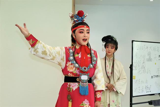 12.金奖团队照片3.jpg